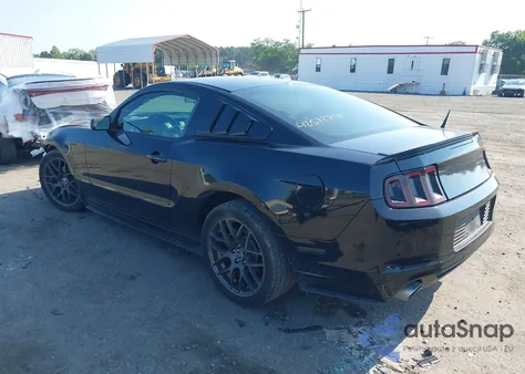 2014 Ford Mustang V6 from USA, damaged, VIN 1ZVBP8AM3E5271212